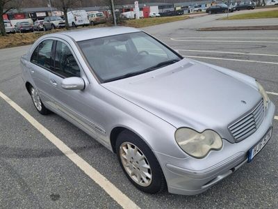 begagnad Mercedes C220 CCDI Elegance nybes.