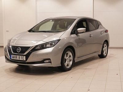 Grå/silver Begagnad 2021 Nissan Leaf N-Connecta Halvkombi | 164 800 kr (Marknadspris)