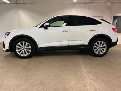 Vit Begagnad 2021 Audi Q3 Sportback SUV | 359 000 kr (Marknadspris)
