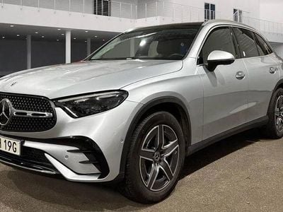 Silver Begagnad 2025 Mercedes GLC220 AMG Line Premium Plus SUV | 695 000 kr