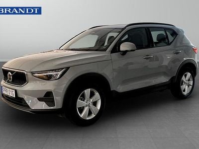 Begagnad Volvo XC40 165 HK (121 kW) 2024 Grå SUV
