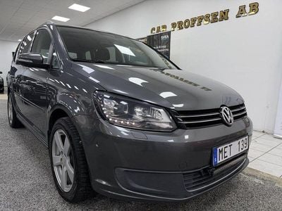Begagnad VW Touran 140 HK (102 kW) 2012 Grå Minibuss