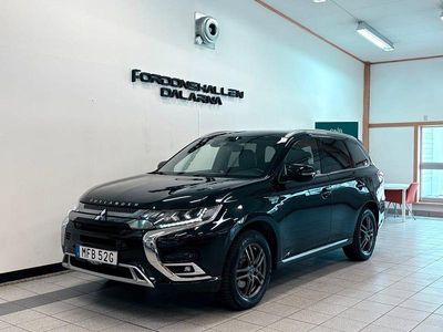 Begagnad Mitsubishi Outlander 224 HK (164 kW) 2019 Svart SUV