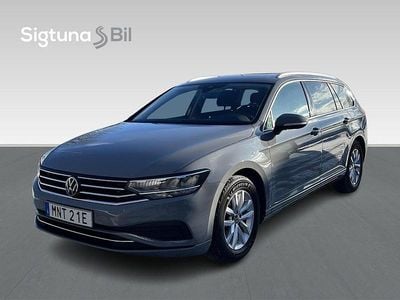 Begagnad VW Passat 150 HK (110 kW) 2022 Grå Kombi