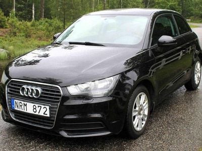 Begagnad Audi A1 86 HK (63 kW) 2010 Svart Halvkombi