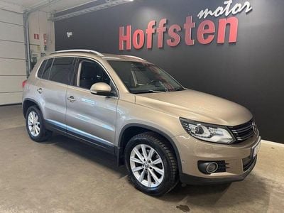Ljusgrå (grå) Begagnad 2011 VW Tiguan Sport SUV | 124 900 kr (Dyr)
