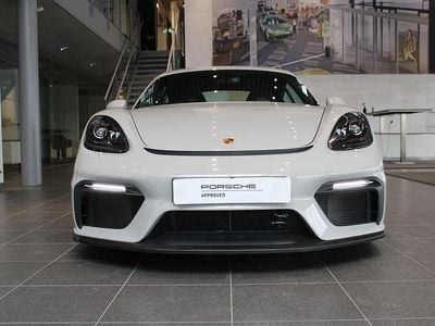 Begagnad Porsche 718 Cayman GT4 420 HK (308 kW) 2022 Ljusgrå Sportkupé