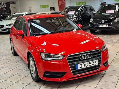 Begagnad Audi A3 Sportback g-tron Attraction 110 HK (80 kW) 2016 Röd Halvkombi
