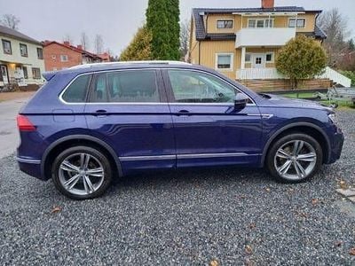 Blå Begagnad 2017 VW Tiguan GT SUV | 169 000 kr (Marknadspris)