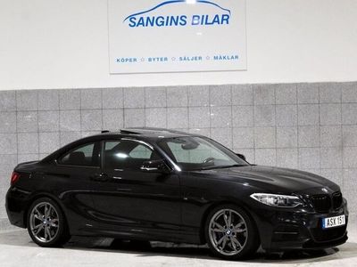 begagnad BMW M235 Coupé 3.0 I6 H&K Taklucka SV Navi 326hk SE SPEC