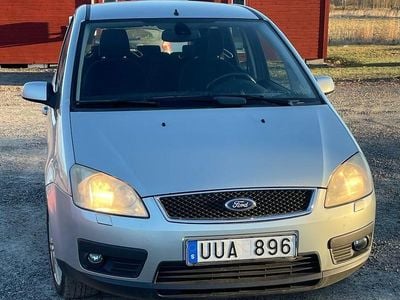 Begagnad 2004 Ford Focus Halvkombi | 8 000 kr