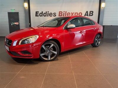 begagnad Volvo S60 2.0T R-Design Momentum Skinn 203HK