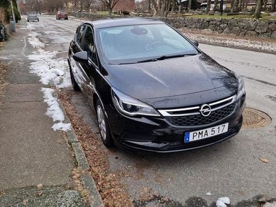 Begagnad Opel Astra 105 HK (77 kW) 2017