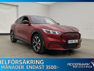 Röd Begagnad 2021 Ford Mustang Mach-E SUV | 319 800 kr (Superpris)