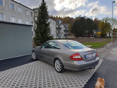 begagnad Mercedes CLK320