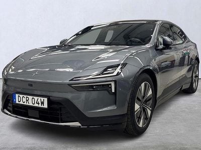 Mörkgrå Begagnad 2024 Polestar 4 Long Range Single Motor SUV | 619 900 kr (Marknadspris)