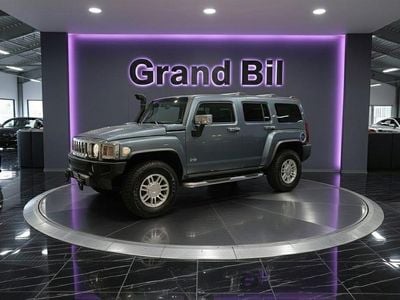 Begagnad Hummer H3 223 HK (164 kW) 2006 Mörkblå (blå) SUV