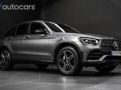 Grå Begagnad 2022 Mercedes GLC300 Premium SUV | 498 750 kr (Lite dyr)