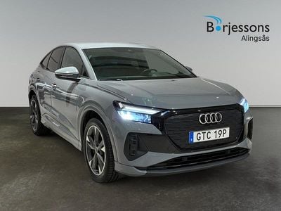 Kiselgrå Begagnad 2022 Audi Q4 Sportback e-tron SUV | 389 900 kr (Marknadspris)