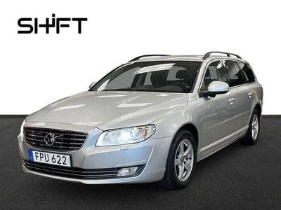 Silver Begagnad 2015 Volvo V70 Momentum Kombi | 174 900 kr (Dyr)