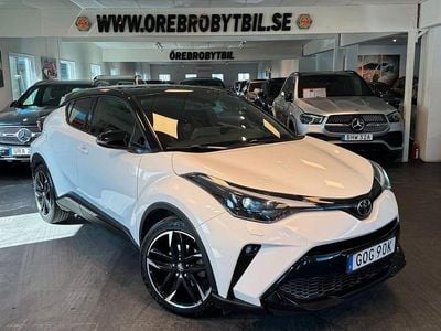 Vit Begagnad 2022 Toyota C-HR Sport SUV | 299 900 kr (Marknadspris)