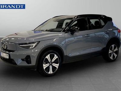 Grå Begagnad 2023 Volvo XC40 Plus SUV | 319 900 kr (Bra pris)