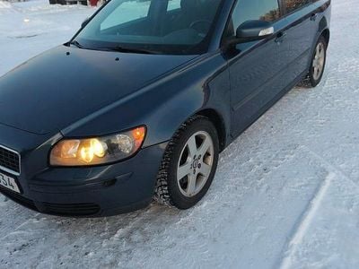 Begagnad 2007 Volvo S40 Sedan | 35 000 kr (Lite dyr)