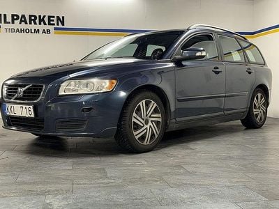 Blå Begagnad 2007 Volvo V50 Kinetic Kombi | 29 900 kr (Marknadspris)