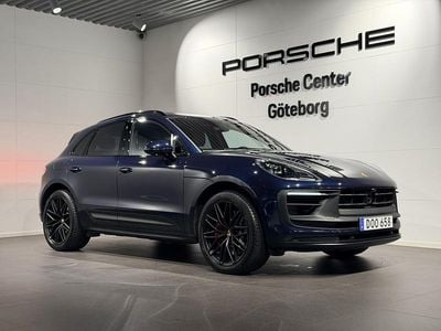 Blå Begagnad 2023 Porsche Macan GTS SUV | 949 000 kr (Marknadspris)