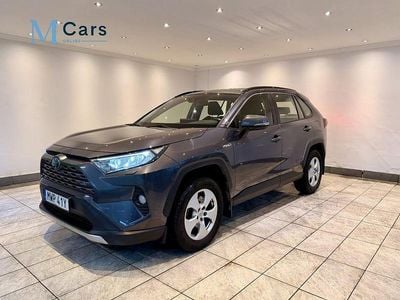 Begagnad Toyota RAV4 Hybrid Active 222 HK (163 kW) 2021 Mörkgrå SUV