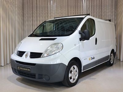 begagnad Renault Trafic 2.9t 2.0 dCi 114HK Drag MOMS 3-Sits Inredning