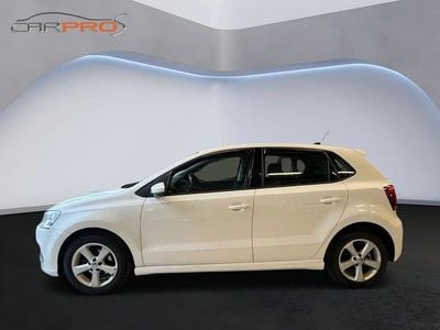 Vit Begagnad 2013 VW Polo R-line Halvkombi | 74 900 kr (Marknadspris)