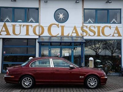 Begagnad Jaguar S-Type S 200 HK (147 kW) 2002 Röd metallic Sedan