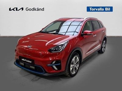 Röd metallic Begagnad 2021 Kia e-Niro Advance SUV | 264 900 kr (Marknadspris)