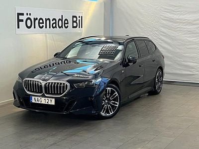 Svart Begagnad 2025 BMW 530e M Sport Kombi | 629 000 kr (Superpris)