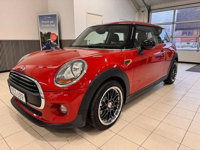 Begagnad Mini ONE Pepper 102 HK (75 kW) 2016 Rödmetallick Halvkombi