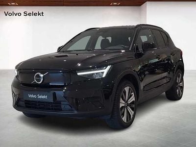 Svart Begagnad 2023 Volvo XC40 Core SUV | 339 000 kr