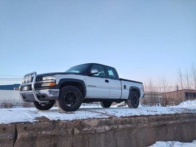 Begagnad 2000 Chevrolet Silverado | 73 000 kr