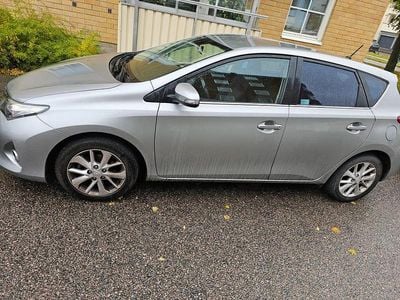 Begagnad Toyota Auris 132 HK (97 kW) 2013