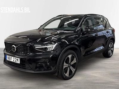 Begagnad Volvo XC40 Plus 214 HK (157 kW) 2023 Svart SUV