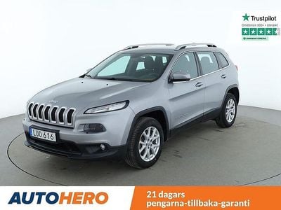 Grå Begagnad 2017 Jeep Cherokee Longitude SUV | 212 000 kr (Lite dyr)