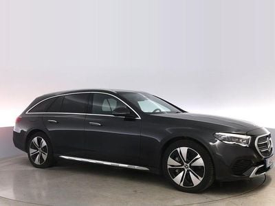 Grå Begagnad 2025 Mercedes E300 Premium Plus | 699 000 kr (Bra pris)