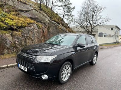 begagnad Mitsubishi Outlander P-HEV 2.0 Hybrid 4WD CVT 0%Ränta