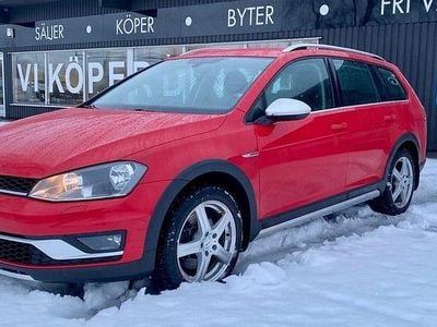 Röd Begagnad 2016 VW Golf Alltrack Kombi | 124 900 kr (Superpris)