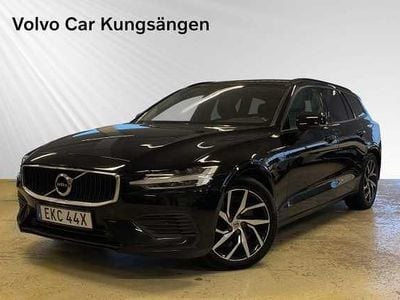 Svart Begagnad 2020 Volvo V60 Momentum Kombi | 269 900 kr (Bra pris)