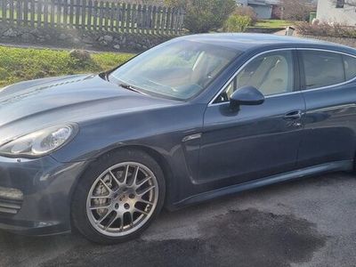 Porsche Panamera 4S