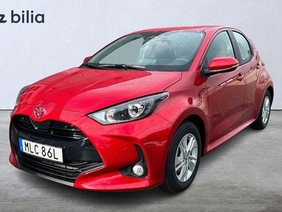 Röd Ny 2025 Toyota Yaris Hybrid | 274 800 kr