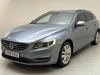 Ljusblå Begagnad 2018 Volvo V60 Momentum Kombi | 199 500 kr