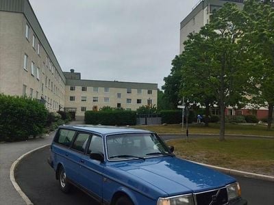 213 Begagnad 1987 Volvo 240 Kombi | 30 000 kr