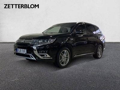 Svart Begagnad 2018 Mitsubishi Outlander P-HEV Kombi | 194 900 kr (Marknadspris)